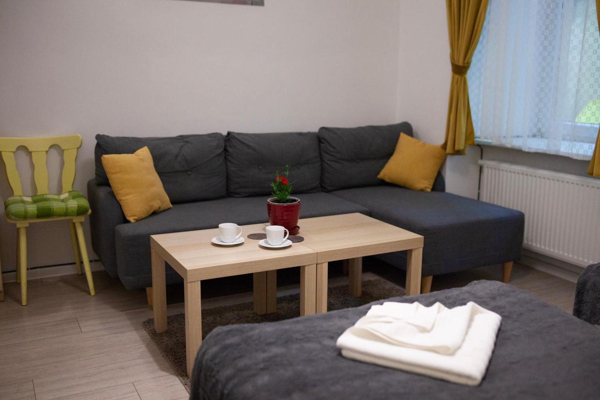 Lukas Guest Rooms Cracóvia Exterior foto